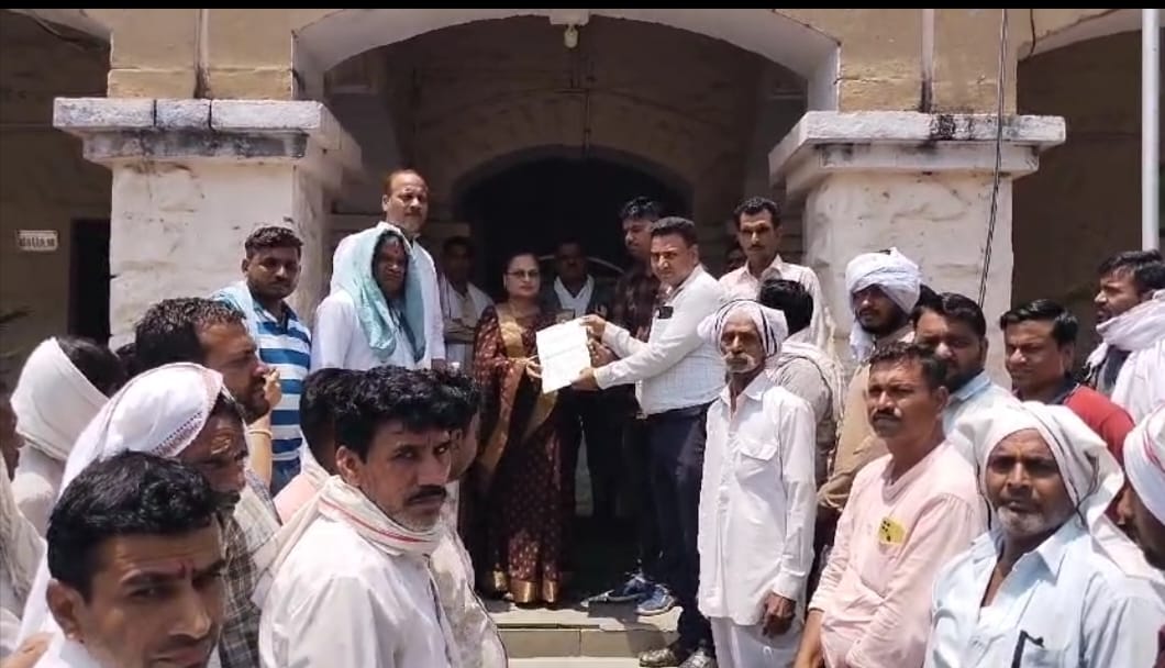 Dewas Ki News 2 days assurance given but demand not ended