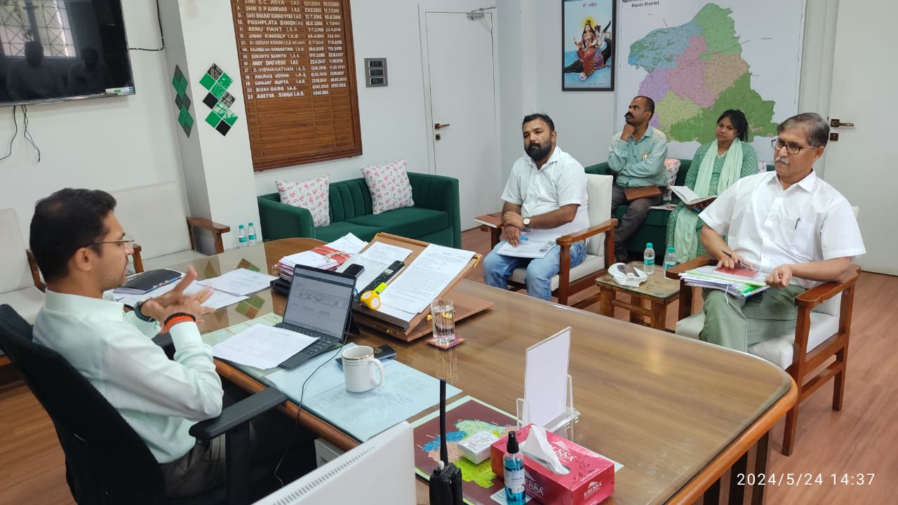 Harda News: Ban on publication of exit poll and its results till the evening of June 1