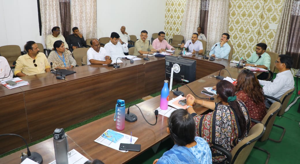 Dewas Ki Khabar: Review meeting concluded for advance preparations regarding flood disaster management under the chairmanship of Collector