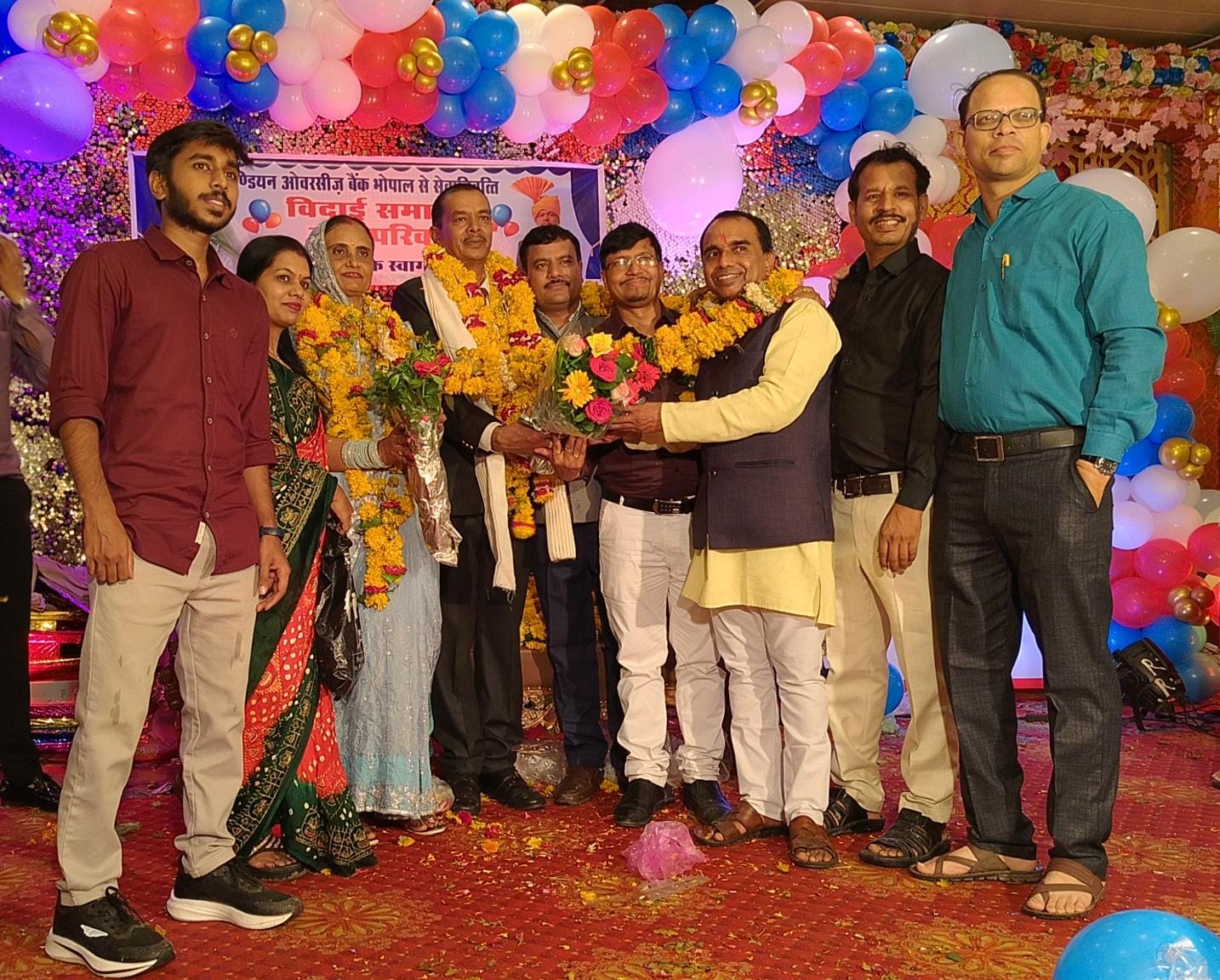 Bhopal News: Kanhaiyalal Sahu was congratulated for giving 20 years of glorious service in the retirement felicitation ceremony
