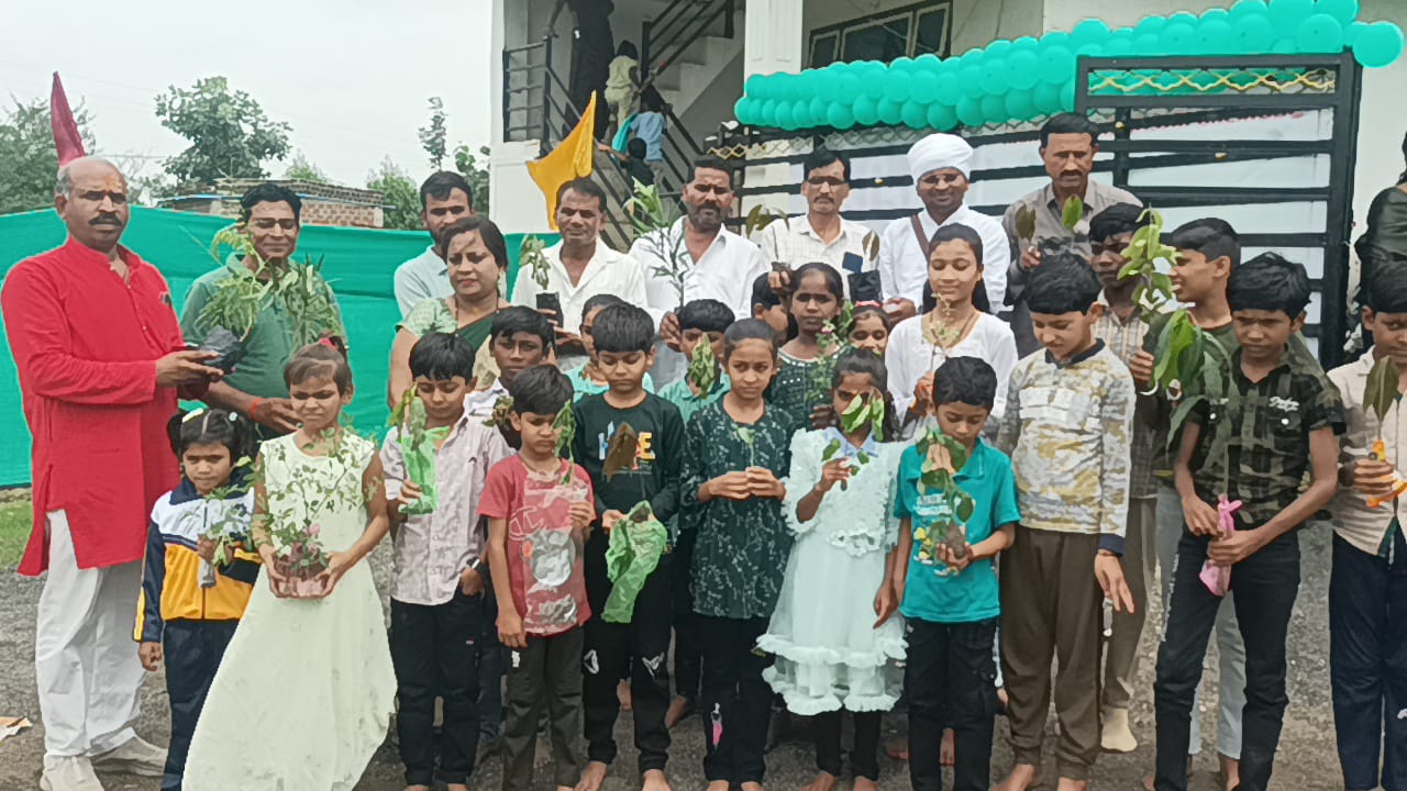 Khategaon News: Green Day celebrated among little children