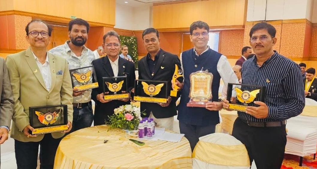 Nagda News: Lion Rajesh Indra Lions Club Nagda 23–24 Secretary got the best appreciation award in the provincial function