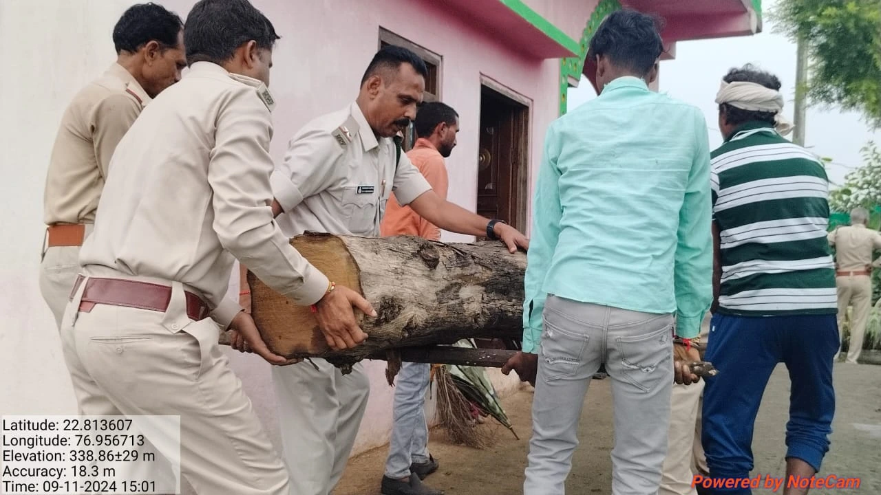 Khategaon News: Illegal sago seized in village Machwas