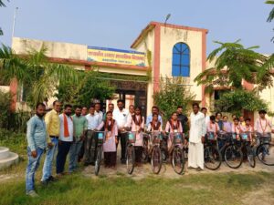 Khategaon News: Free bicycles distributed to students in Higher Secondary School Ajanas