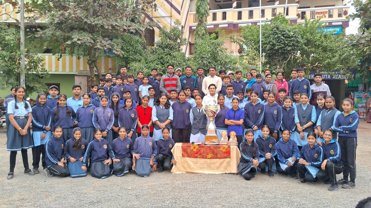 Mekalsuta Academy Khategaon won the overall championship title in a huge sports competition