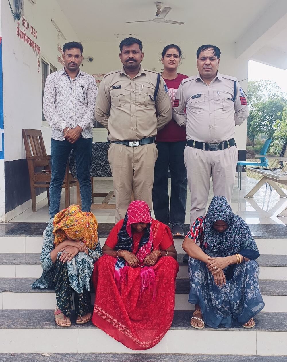 Khategaon Ki News: Harangaon police station arrested the robber bride, the bride's mother and the female accomplice and sent them to jail