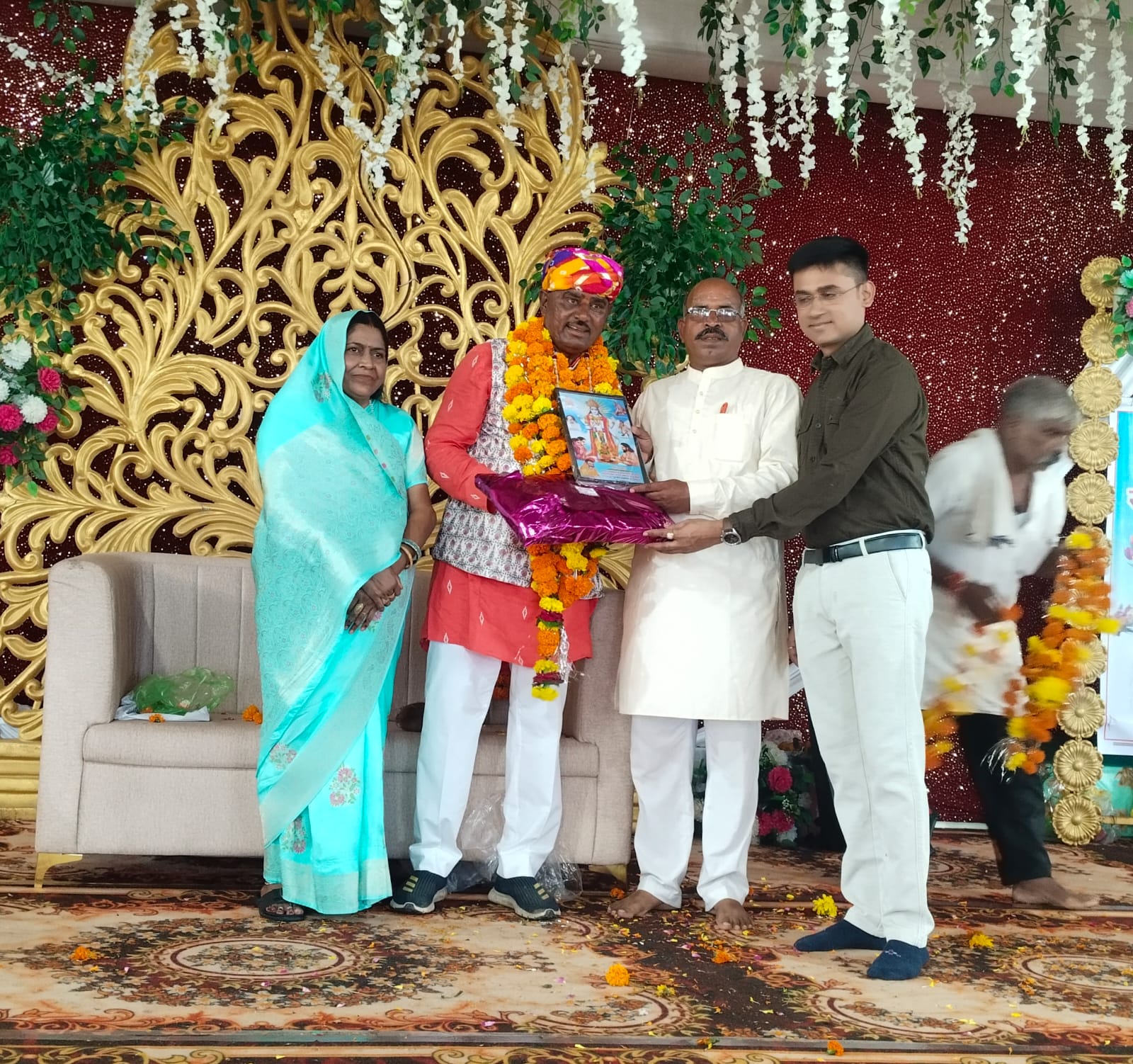 Khategaon News: Principal Pramod Bohare retired, affection overflowed in grand farewell ceremony