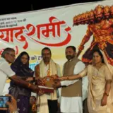 Khategaon Ki News: 51-foot effigy of Ravana burnt in Khategaon; sky illuminated by a spectacular, multi-colored fireworks display.