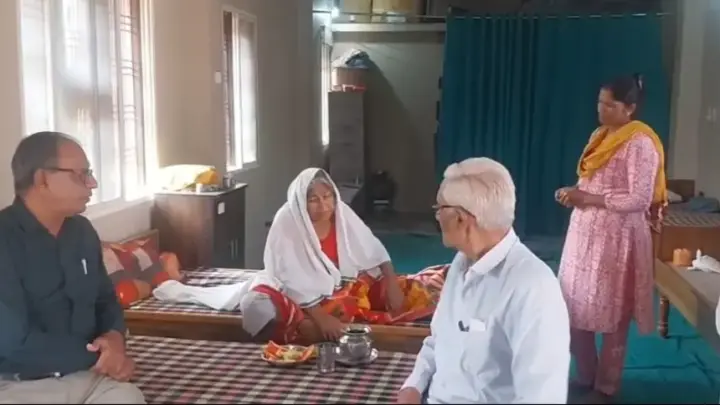 Khategaon Ki News: MLA Ashish Sharma comes to the aid of Suganbai